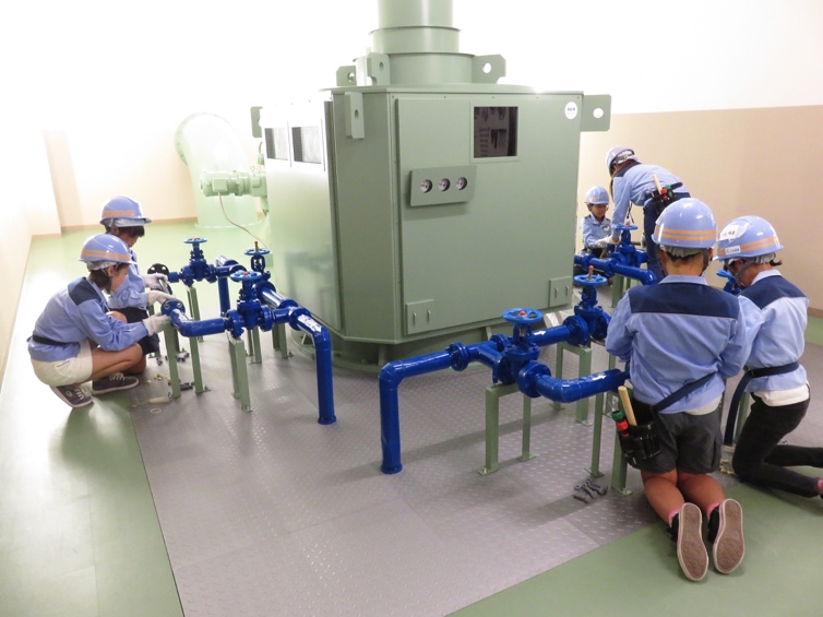 下水処理場（水再生センター）のお仕事も体験できる